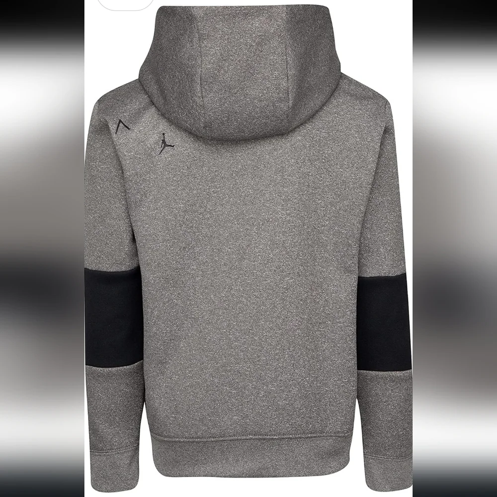 Jordan Boy's Core Performance Therma Pullover - Picture 2 of 9